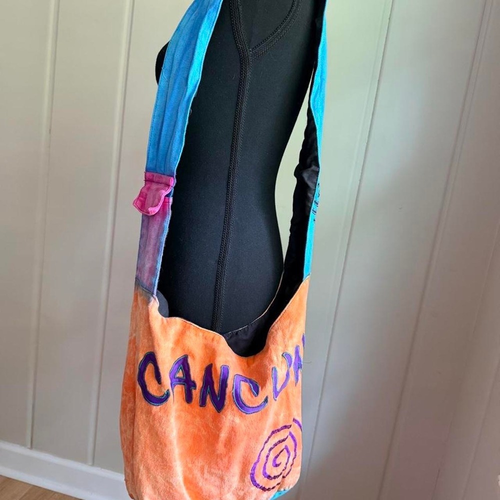 Cancun MexicoSling Tote Bag